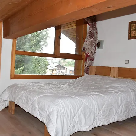 Apartment Duplex Avec Grande Terrasse Au Coeur De Champagny-en-vanoise - Fr-1-464-38