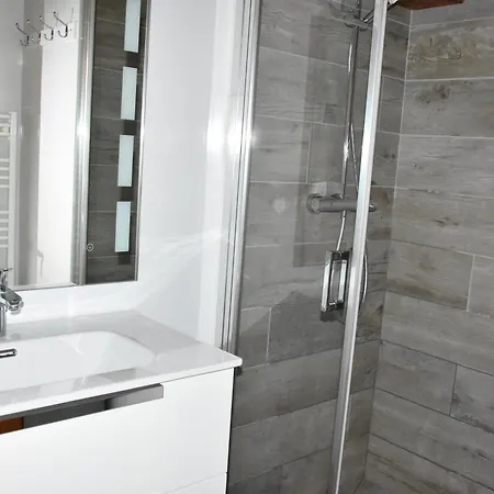 Duplex Avec Grande Terrasse Au Coeur De Champagny-en-vanoise - Fr-1-464-38 * La Plagne